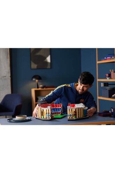 LEGO Creator Expert 10284 كامب نو – نادي برشلونة