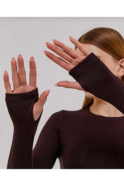 YK FASHION Umetanje prsta u telo