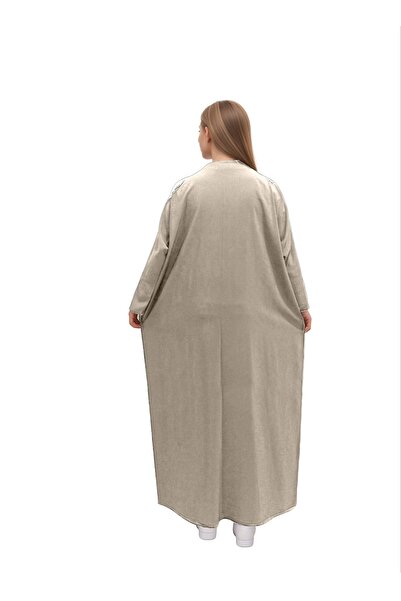 Generic Black abaya with classic embroidery on the front and back