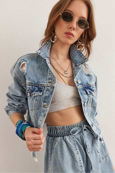 Olalook Jachetă de denim ruptă cu laser albastru pentru femei CKT- 19000429