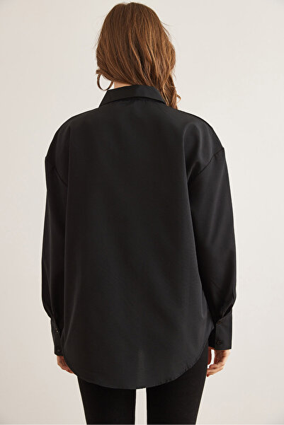 Olalook Women's Black Heart Embroidered Boyfriend Woven Shirt Gml- 19001300