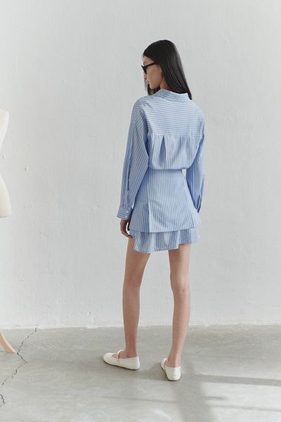 Trendyol Collection Limitovaná edice modré pruhované košile s detailními mini tkanými šaty TWOSS25EL00522