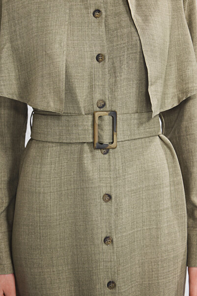 Trendyol Modest Φόρεμα με λεπτομέρεια από λινό υφαντό χακί TCTSS25EB00135