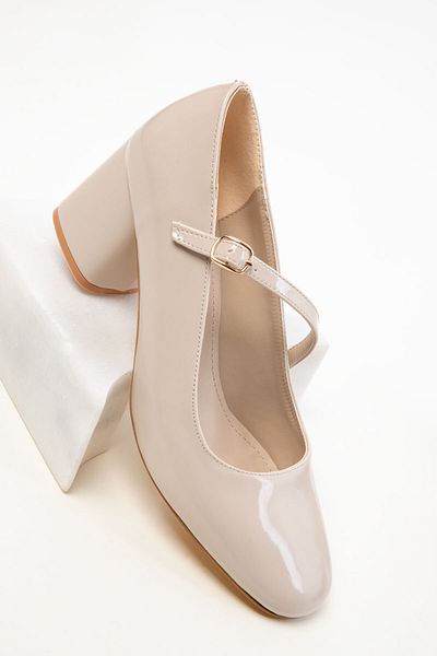 SOHO Beige Patent Leather Women's Classic Heeled Shoes 20417