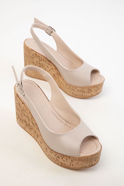 SOHO Beige Damenschuhe mit Keilabsatz 20435