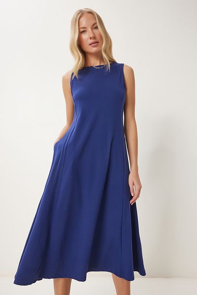 Happiness İstanbul Women Navy Blue Sleeveless A-Line Midi Knitted Dress Ub00331