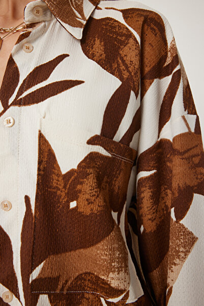 Happiness İstanbul Γυναικείο Καφέ Κρεμ με μοτίβο Crinkle Καλοκαιρινό Πλεκτό Πουκάμισο Παντελόνι ZH00044