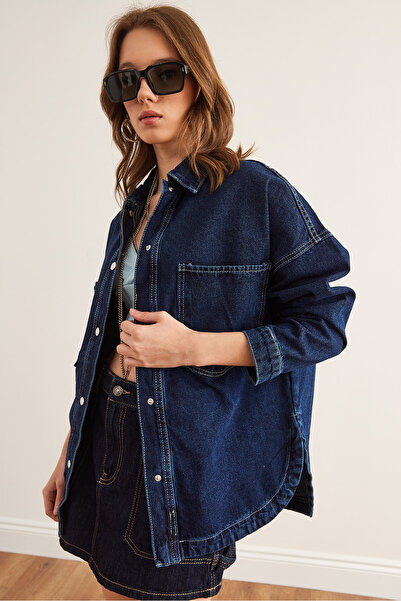Olalook Kadın Lacivert Çift Cepli Oversize Denim Gömlek Ceket CKT-19000436