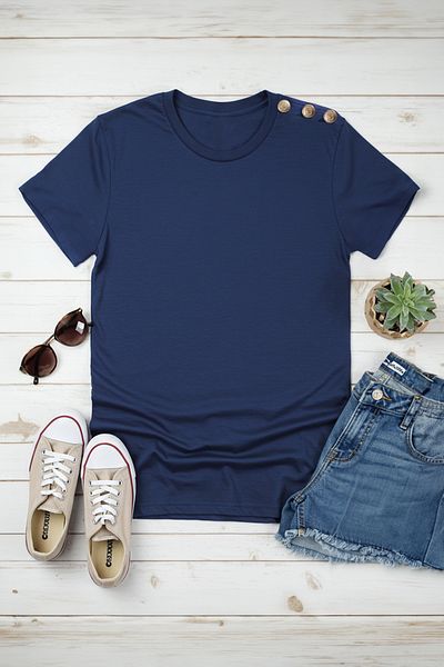 Trendyol Collection Sötétkék 100% pamut arany gombos részletes normál/normál szabású kötött póló TWOSS25TS00039