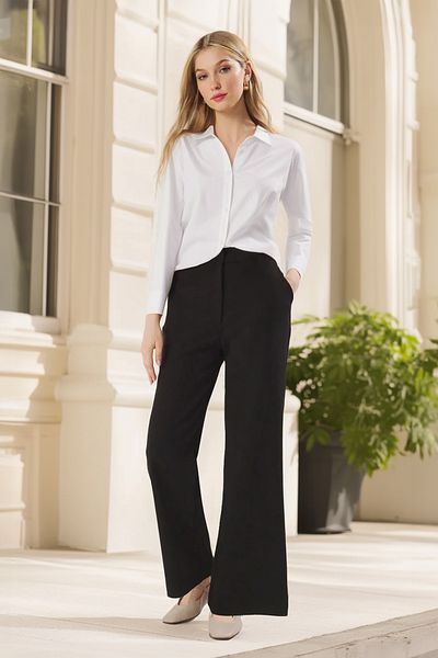 Trendyol Collection Schwarze, geräumige/gerade geschnittene Strickhose mit Knopftaschen TWOSS25PL00052