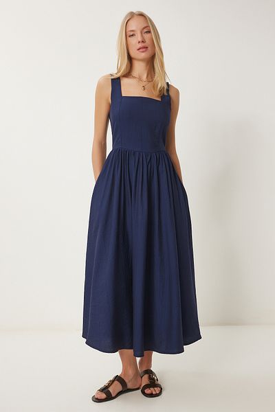 Happiness İstanbul Marineblaues, ausgestelltes, gewebtes Kleid mit Falteneffekt für Damen UB00339