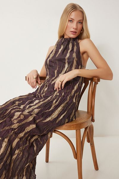 Happiness İstanbul Braun-beige gemustertes Midi-Webkleid mit Crinkle-Effekt für Damen YX00001
