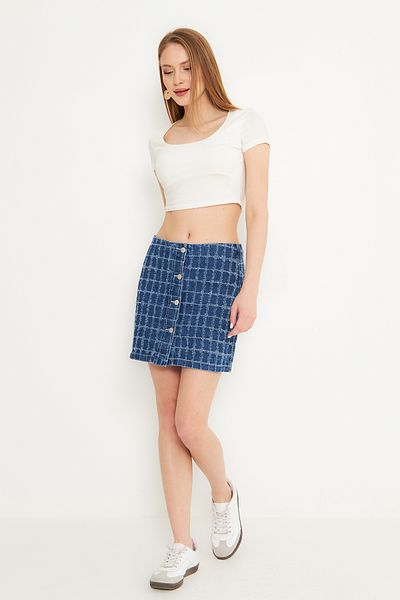 Trendyol Collection Fusta mini din denim cu detaliu cu nasturi cu textura albastra TWOSS25ET00170