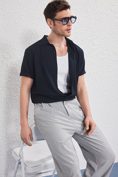 Trendyol Collection Ανδρικό πουκάμισο με υφή Navy Blue Regular Fit TMNSS25GO00076
