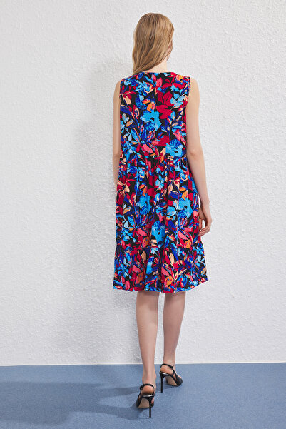 Trendyol Collection Blue Floralpattern Straight Cut V-Neck Midi Woven Dress Twoss25El00767