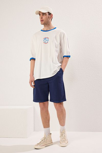 Trendyol Collection Indigo středně dlouhé šortky s dvojitými nohavicemi – gumové šněrování v pase TMNSS21SR0046
