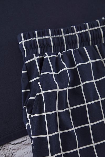 Trendyol Collection Marineblaues, kariertes Strick-Shorts-Pyjama-Set mit normaler Passform TMNSS25PT00034