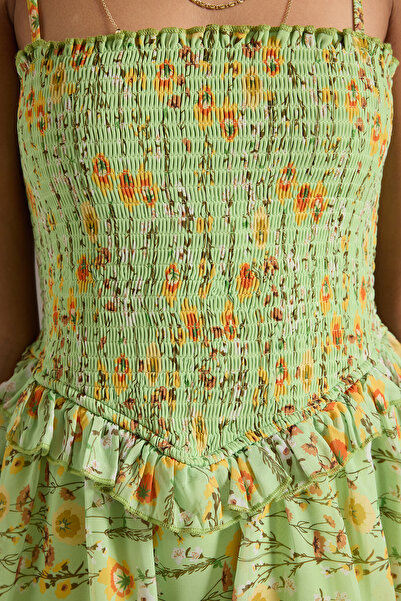 Trendyol Collection Ανοιχτό πράσινο φλοράλ φούστα με λουράκι στη μέση με επένδυση σιφόν μίνι φόρεμα Flight Flight TWOSS25EL00724