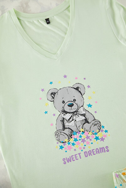 Trendyol Curve Mint V-Neck Teddy Bear & Star Pattern Capri Viscose Knitted Pajamas Set Tbbss25Ai00068