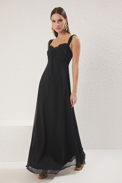 Trendyol Collection Schwarzes, langes, schickes Abendkleid und Abschlusskleid aus Chiffon mit A-Linie und Spitze, gewebt, TPRSS25AE00169