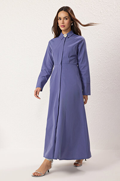 Trendyol Modest Indigo Bavlna Stříbrná Květina Knoflík Příslušenství Elastické tkané šaty TCTSS25EB00094