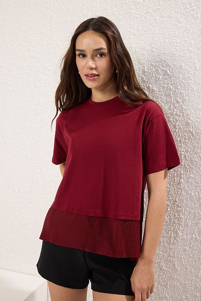 Trendyol Collection Burgunderrote, plissierte, detaillierte Strickbluse mit breiter Passform – TWOSS25BZ00466