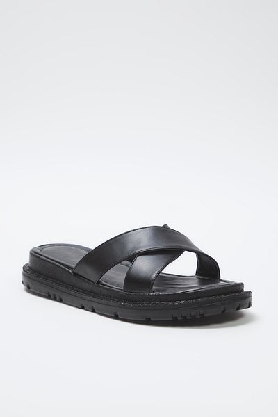 TRENDYOL SHOES Papuci de damă negri cu bretele încrucișate, foarte confortabili, TAKSS25TE00029
