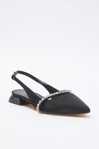 TRENDYOL SHOES Schwarze Ballerinas mit Steindetail – TAKSS25BE00030