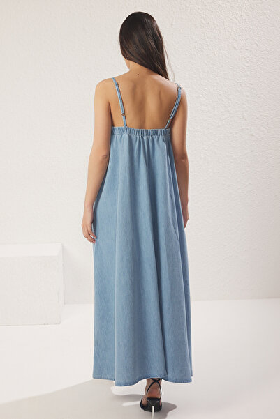 Trendyol Collection Ανοιχτό μπλε Oversize Maxi Τζιν Φόρεμα TWOSS25EL00595