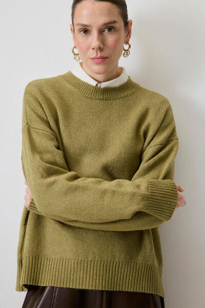 Touché Privé Solid Color Oversize Pullover