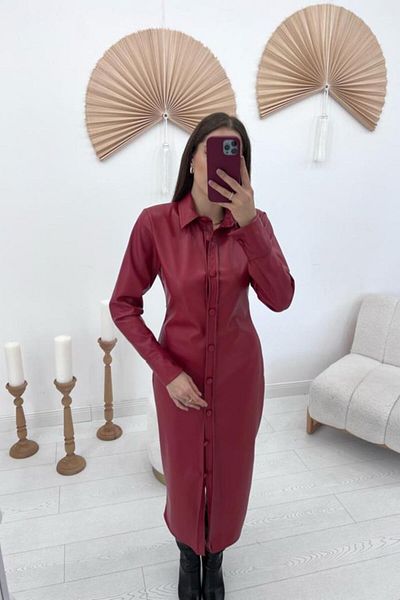 Viyamo Rochie roșie din piele cu nasturi