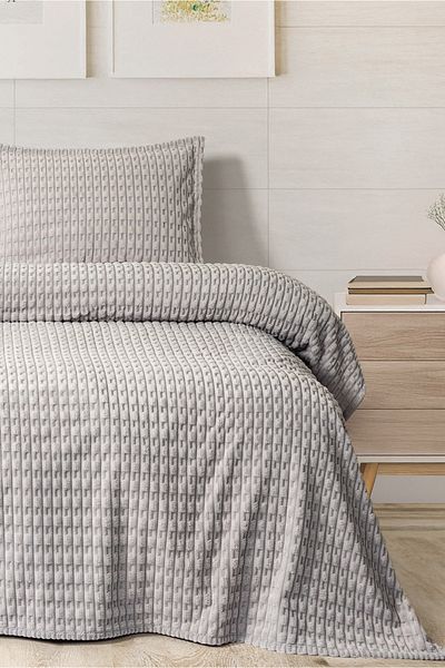 Bella Home Double Twist Bed Cover Set