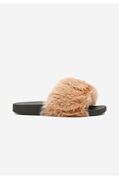 B T Shoes Women's beige slippers Aleosa