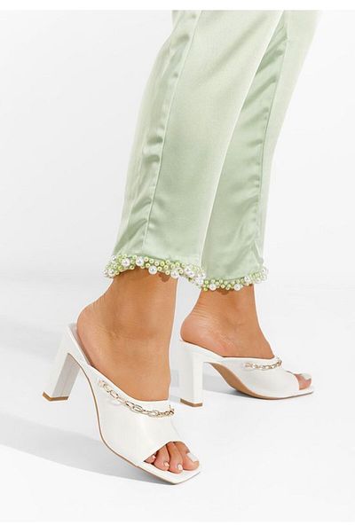 B T Shoes Papuci cu lant Meldora albi