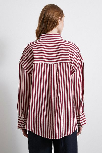 Never more T Sleeve Shirt, Stripe Motif and Burgundy Color