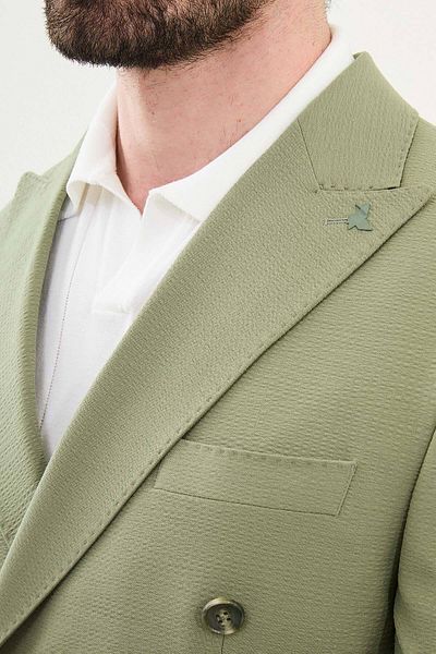 Mcr Pointed Collar Jacket