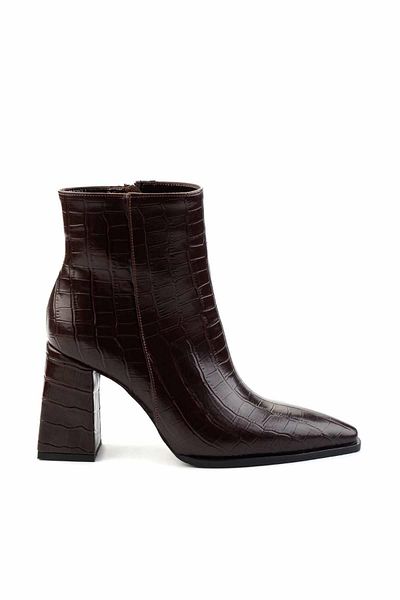 Bambi Brown Women's Boots & Booties K02667230011