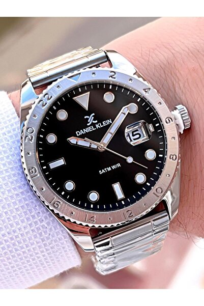 Daniel Klein Çelik Ve Silikon Kordonlu Takvimli Kadran Özelikli 3 Atm Erkek Kol Saati EDK.1.13980.1