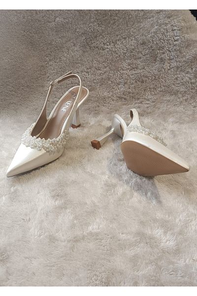 RUXENE Coco Pearl Crown Detailed Pointed Toe 8 cm Thin Heeled Bridal Shoes