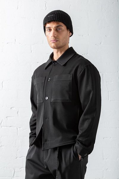 ablukaonline Ανδρικό μπουφάν Boxy Fit Slim με μπροστινή τσέπη μαύρο