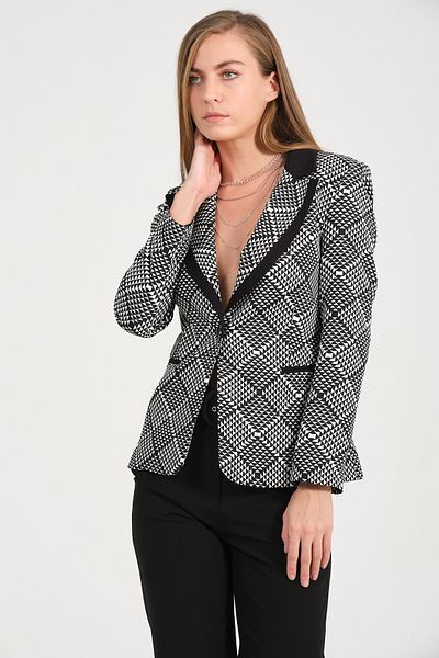 Shahiqa Patterned Formed Blazer