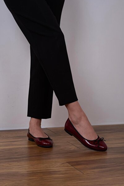 sovrana Detailed Ribbon, Ballerina and Burgundy Crinkled Patent Leather
