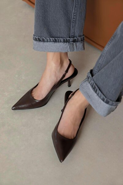 STRASWANS Raye Women's Heeled Broken Leather Shoes - Brown Color