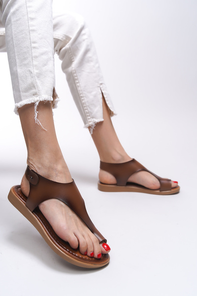 Riccon Halyriani Women's Sandals 0012837   Tan