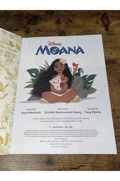 Scholastic Moana Little Golden Book (Disney Moana) – Picture Book (Hardcover)