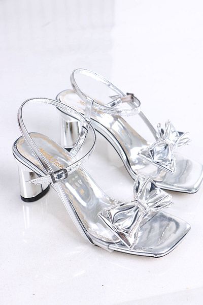 sefayol Pantofi de damă cu toc transparent Connell Silver Bow