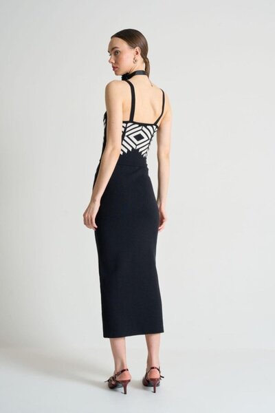 soonaksesuar Jacquard Thin Strap Knitwear Suit - Black-White Apricot