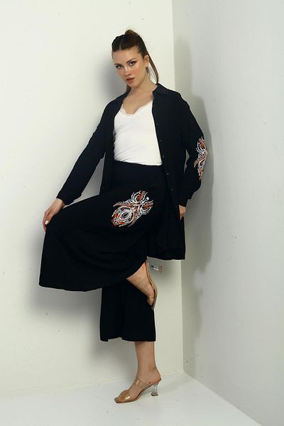 By Saygı Women's Oversized Jewelry: Tunic with Side Slits, Palazzo Pants with Elastic Waist Pockets