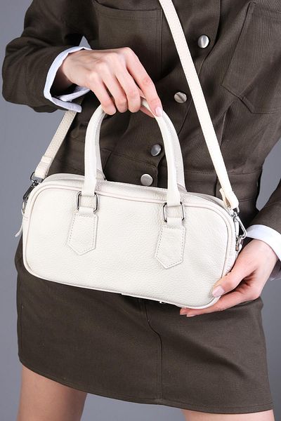 Mio Gusto Genuine Leather Beige Color Hand and Shoulder Women's Bag