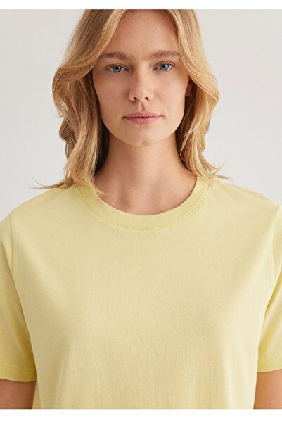 Mavi βασικό γυναικείο μπλουζάκι κανονικής κοπής